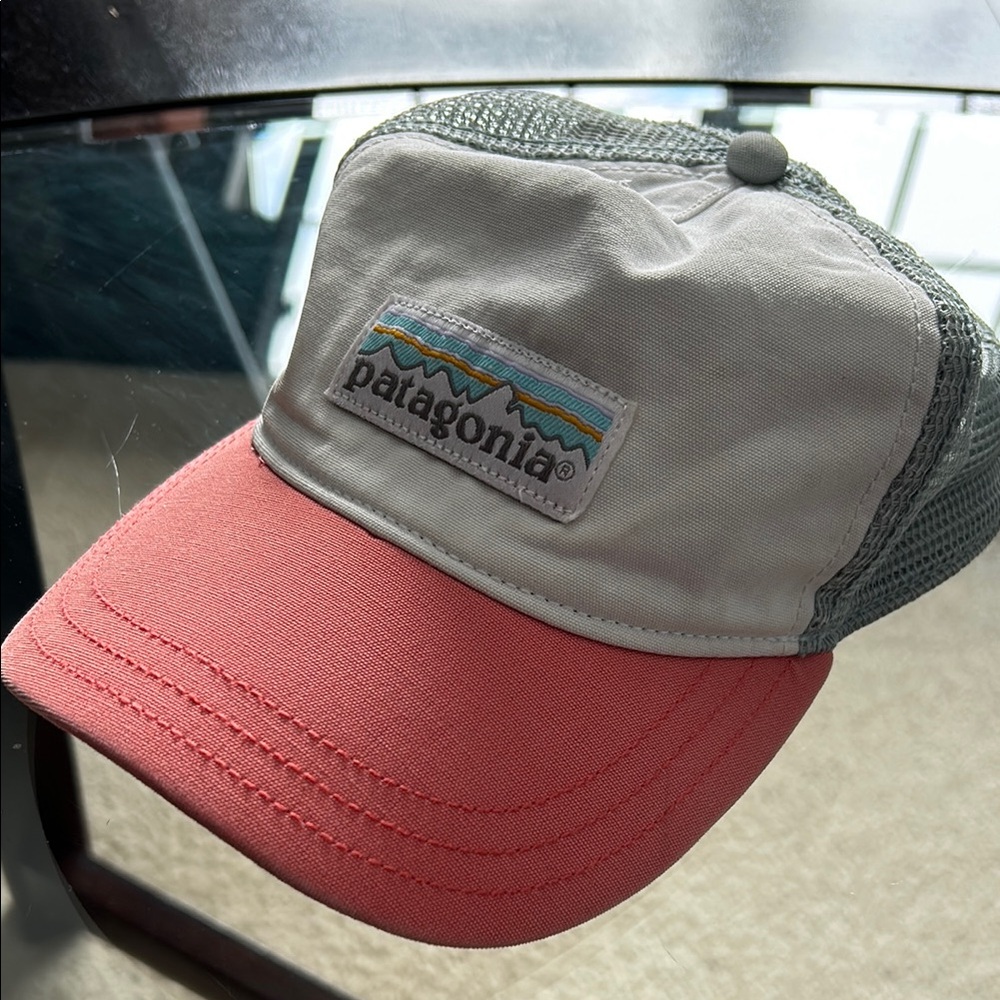 Patagonia women’s Trucker Hat